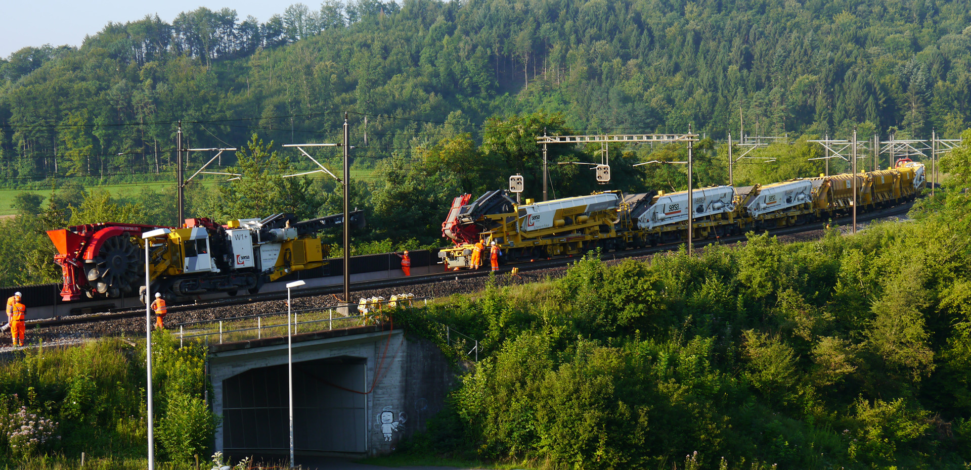 Schotterersatz und Unterbausanierung Normalspur