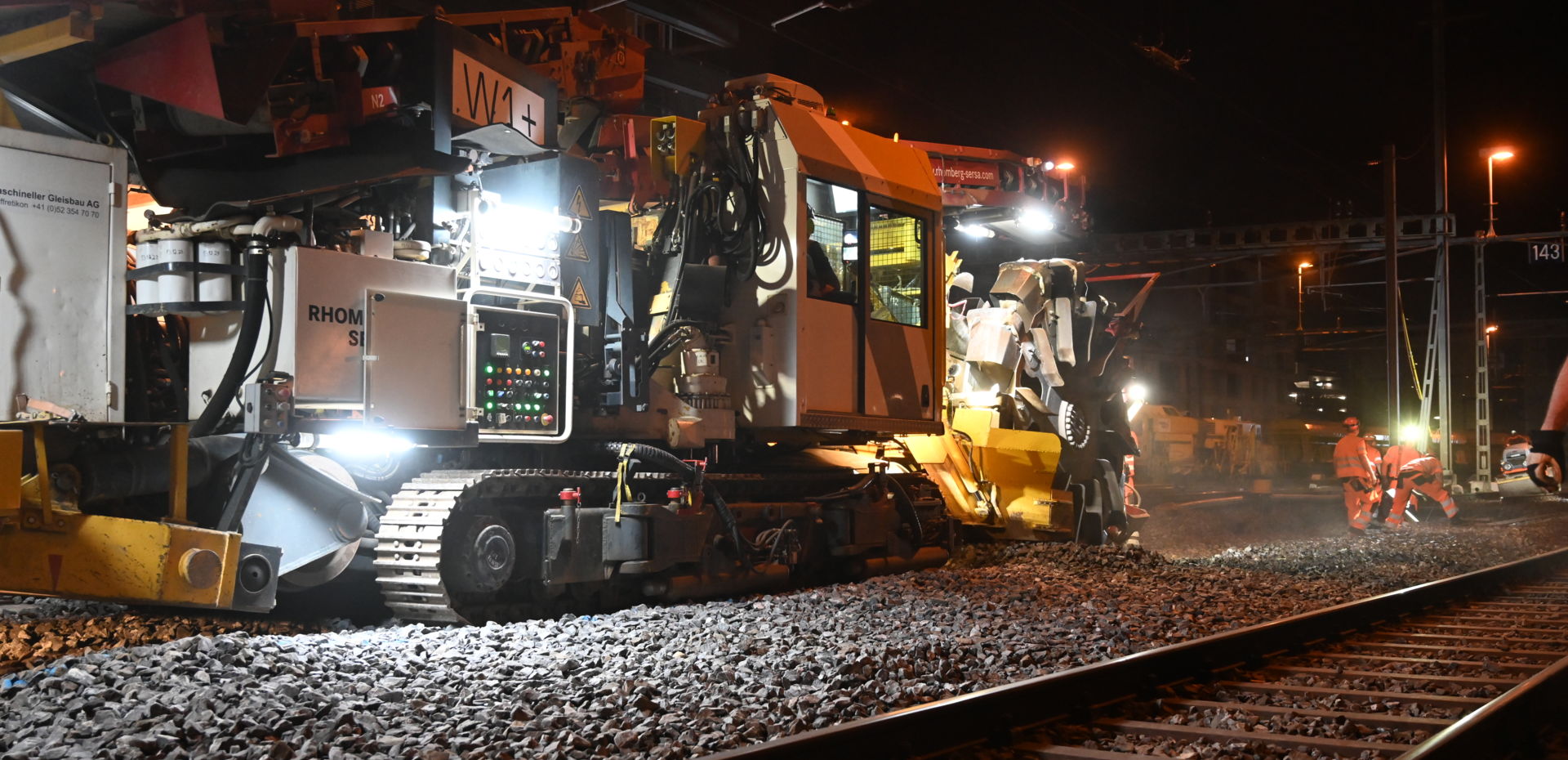 Schotterersatz und Unterbausanierung Normalspur